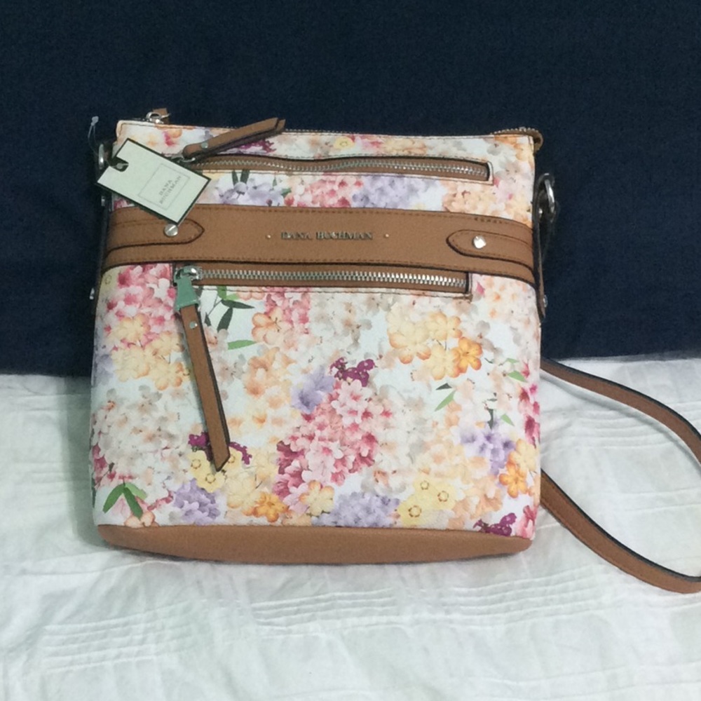 🆕DANA BUCHMAN PURSE👜